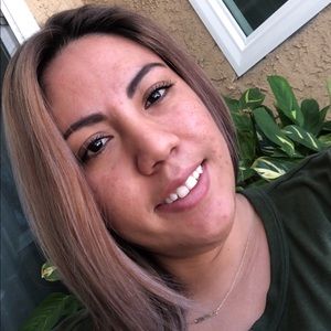 Meet your Posher, Stefanie